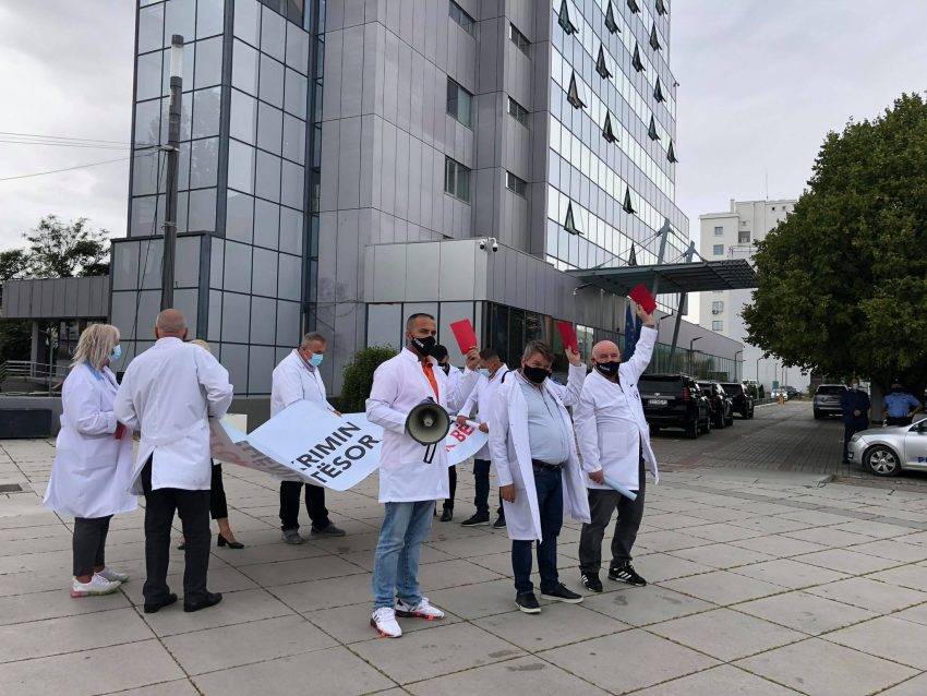 Sağlık Çalışanları Önümüzdeki Hafta Protesto Düzenleyecek