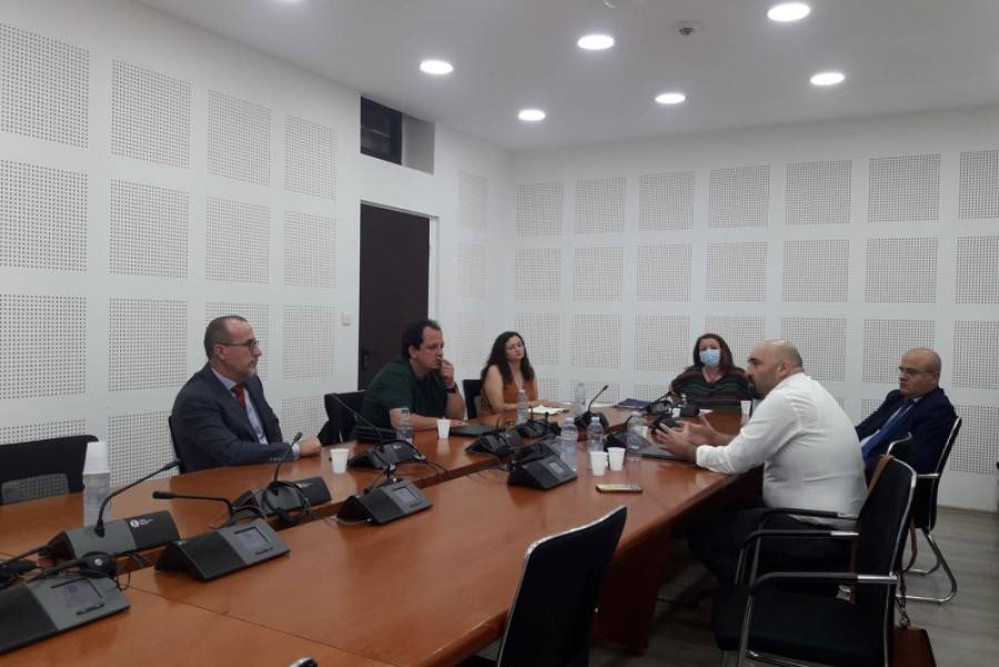 Kosova Parlamentosu Sağlık Komisyonu Toplantısında Sert Tartışmalar Yaşandı