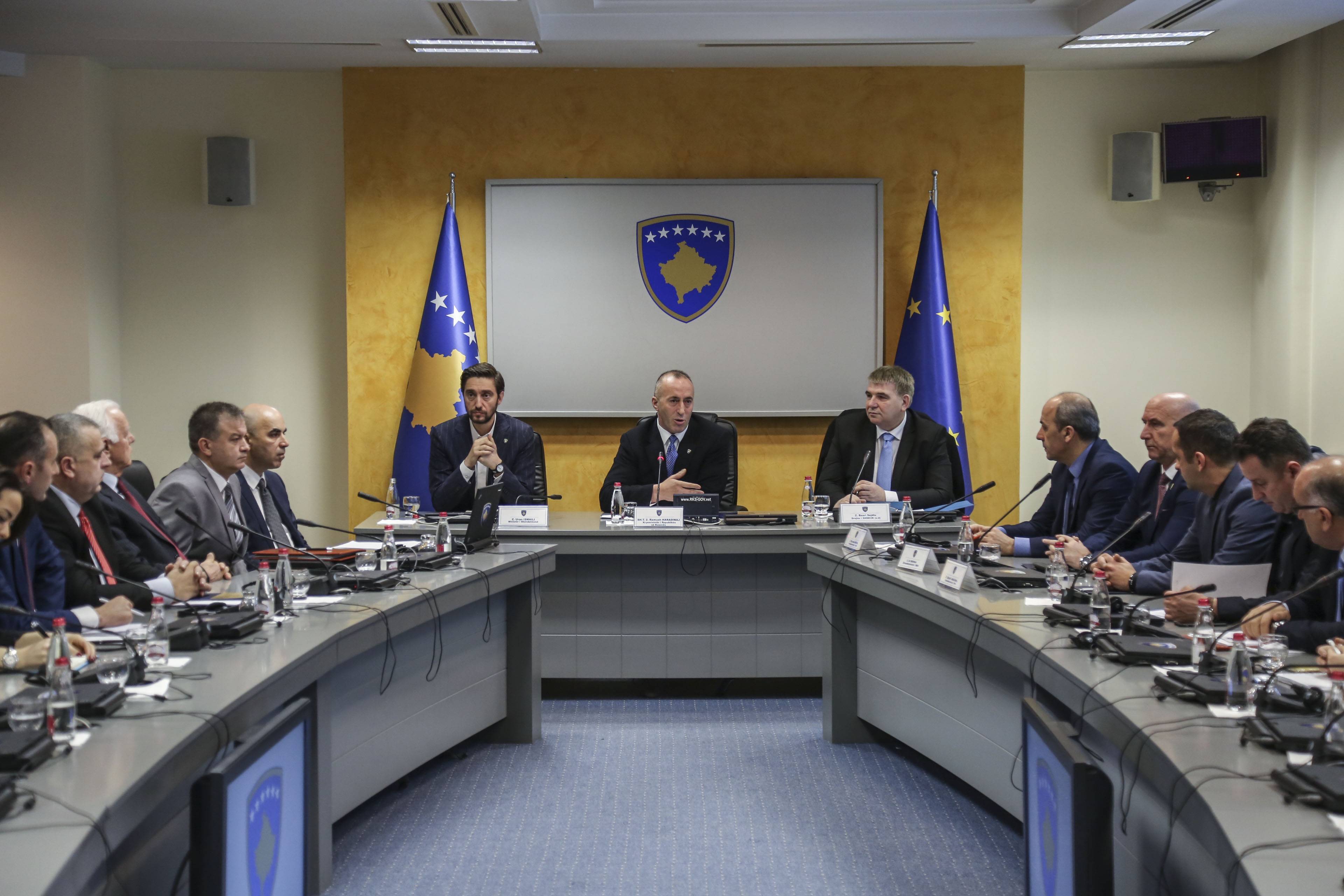 Sağlık İşçilerinin Maaşlarına Zam