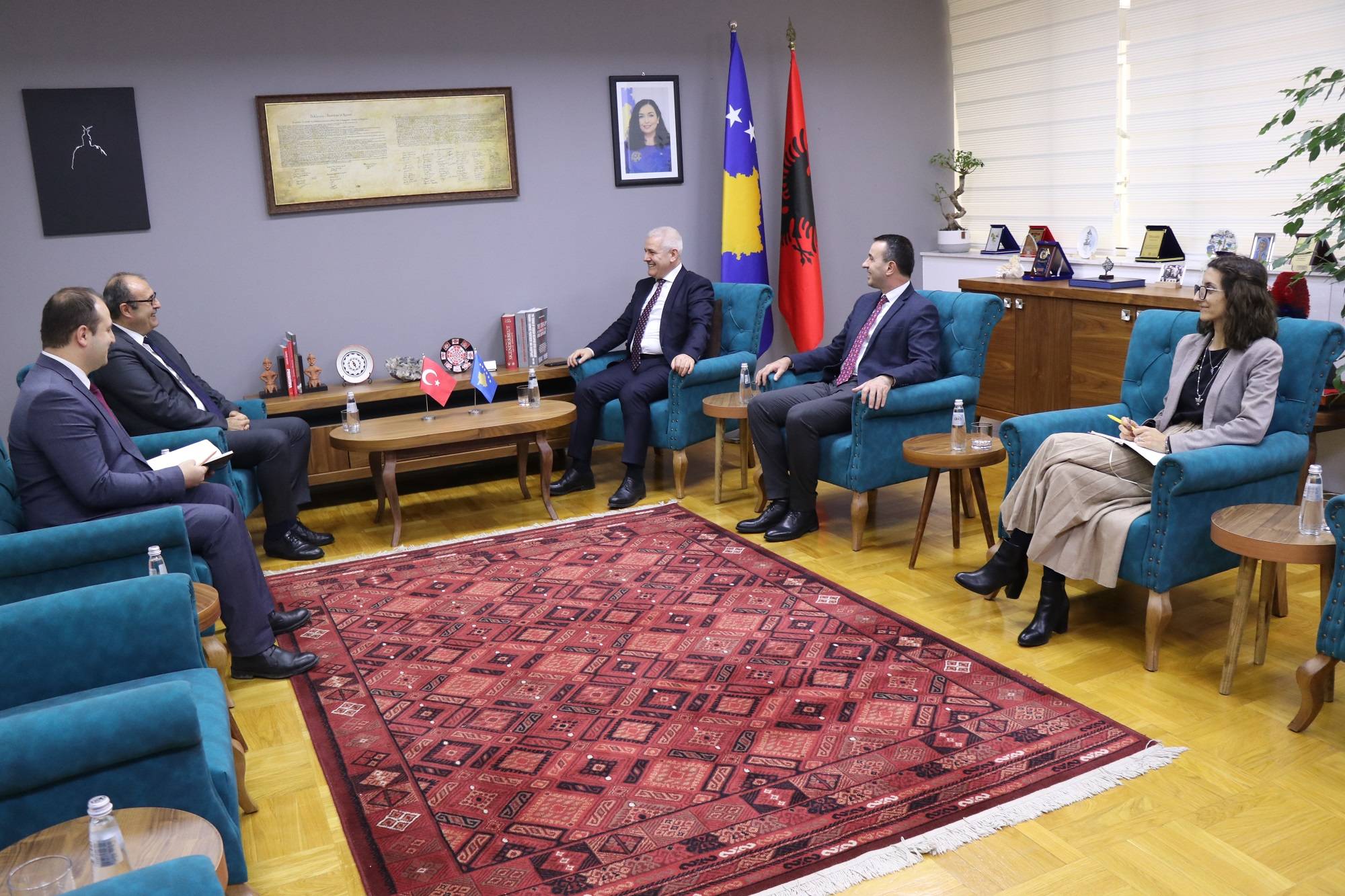 Türkiye Birçok Alanda Kosova'ya Desteğini Sürdürecek