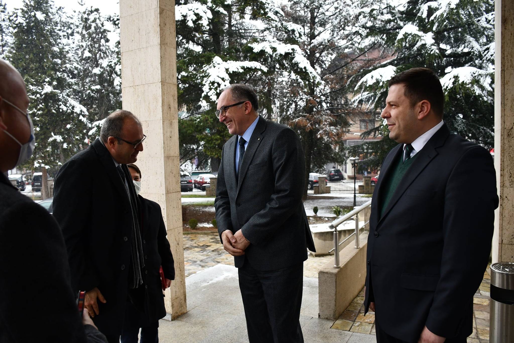 Büyükelçi Sakar, Shaqir Totaj’a Görevinde Başarılar Diledi