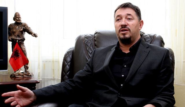 Sami Lushtaku'ya Baskın
