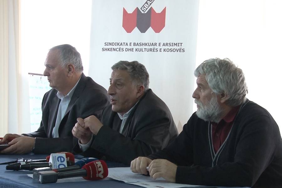 Eğitim Sendikası’ndan Protesto ve Grev Uyarısı