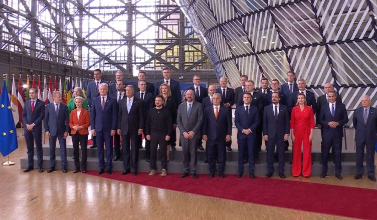 AB Zirvesi: Balkanlar AB’ye İlerlerken, Kosova Geride 
