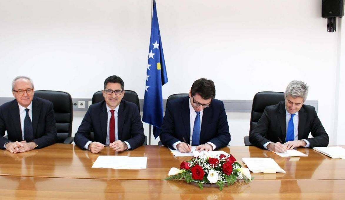 Kosova Maliye Bakanlığı, Avrupa Yatırım ve İmar Bankaları ile Anlaşma İmzaladı