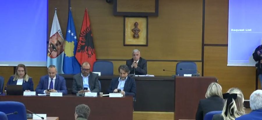 Priştine Belediye Meclisinin Olağanüstü Toplantısı Yapılamadı