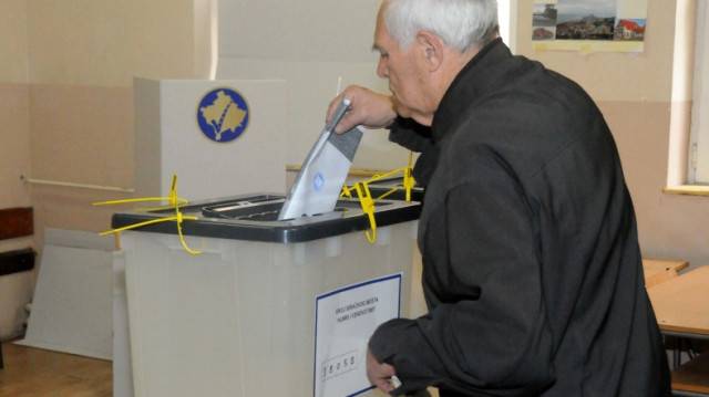 Kosova Seçimlerine Genel Bakış - Ömer Yaşari