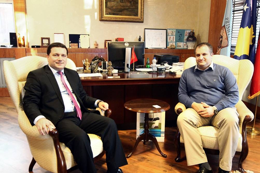 Bahçeci Hastanesi'nden Shpend Ahmeti'ye Ziyaret