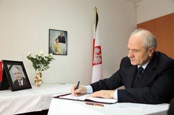 Kaczynski'nin Trajik Ölümü Dünyada Şok Yarattı