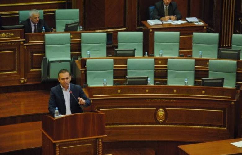 Muhalefet Ordu Konusunda Cumhurbaşkanını Suçladı