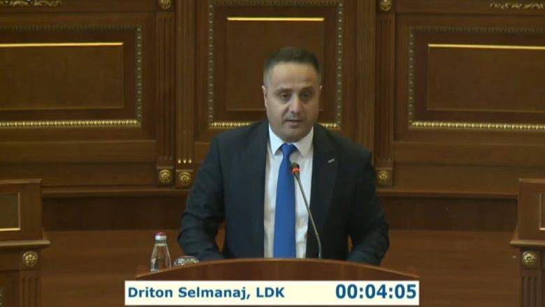 10 Yıl İçinde Nüfusun Yüzde 30'u Kosova'yı Terk Etti