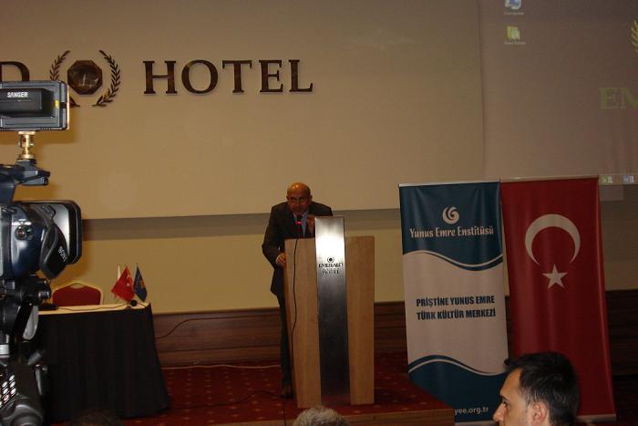Kosovalı Öğretmenler, Günlerini Çalışarak Kutluyor