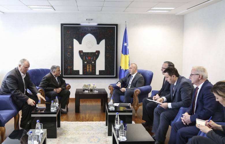 Haradinaj: Eğitimcilerin Taleplerinin  Yerine Getirilmesi için Zamana İhtiyaç Var