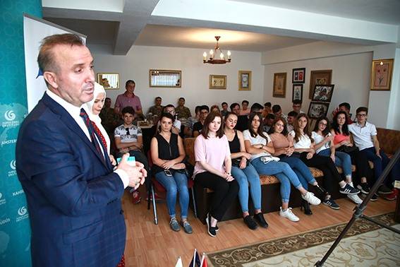Genç Fotoğrafçılar Hem Öğrendi Hem de Yeni Dostluklar Kurdu