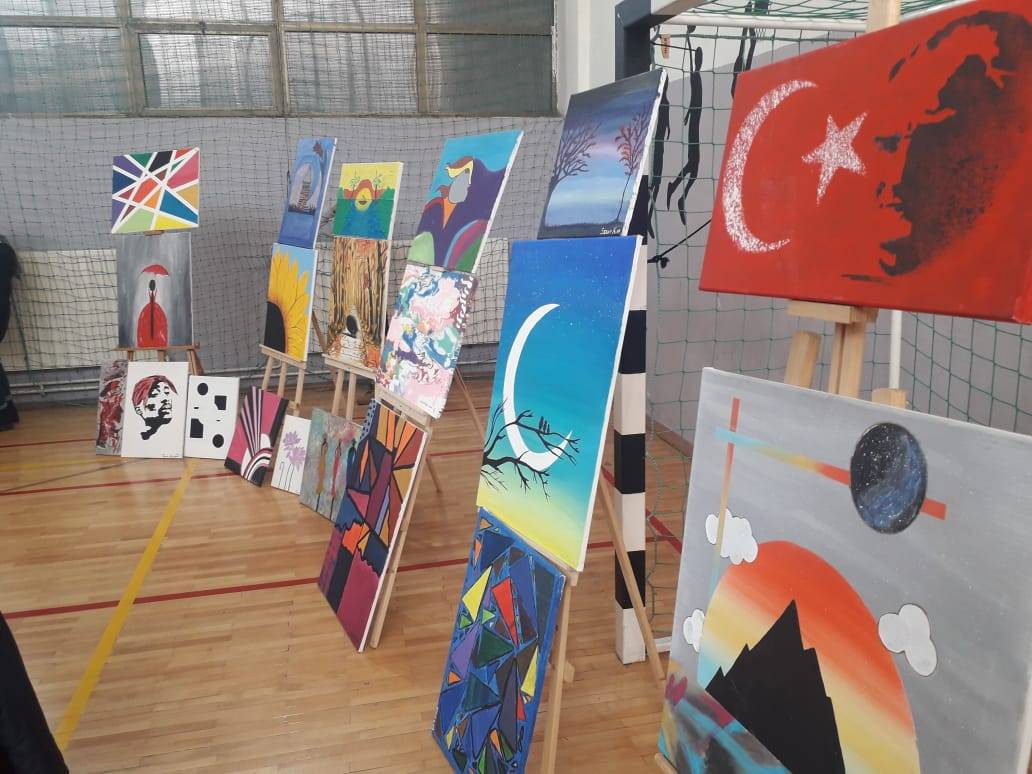 Priştine’de Türkçe Eğitimin 70. Yılı Görkemli Programla Kaydedildi