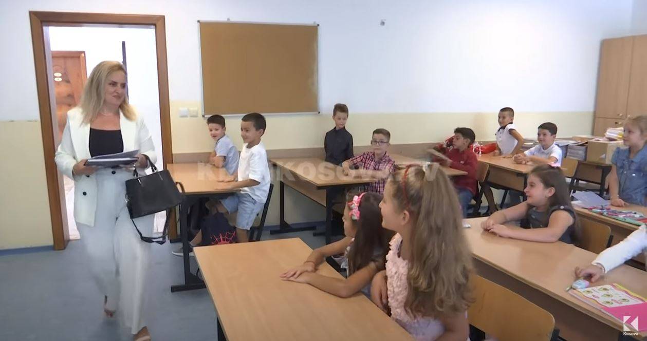 Yakova’da Beş Okul Daha Derslere Başladı