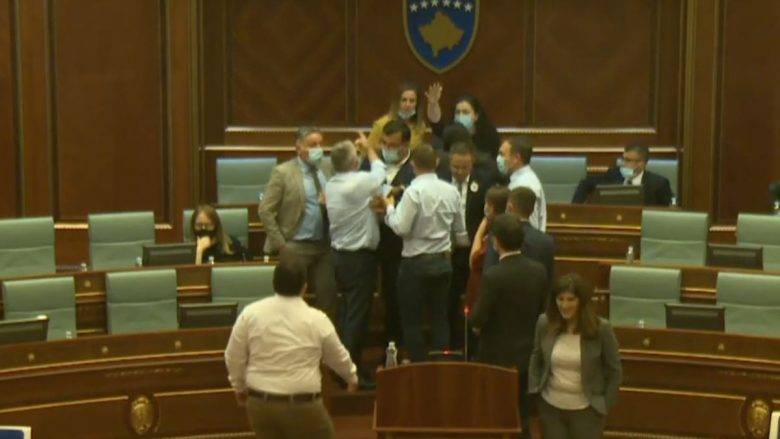 ABD ve AB’den Osmani’ye Yönelik Tehdide Tepki