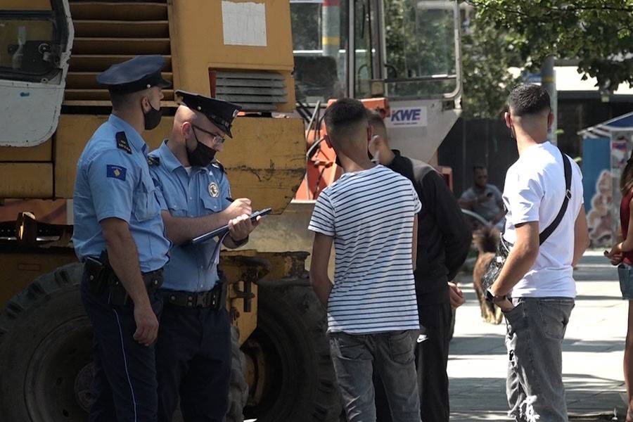 Tedbirlere Uymayan 798 Kişiye Ceza Kesildi