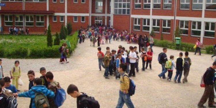 Veliler Konseyi de Kayıp Derslerin Cumartesi Telafisinin Müzakere Edilmemesinden Yana