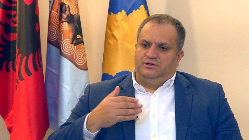 Shpen Ahmeti Kurallar Netleşinceye Çocukların Yuvalara Gitmesine Karşı