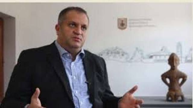 Priştine Vatandaşları da Arnavutluk Depremzedelere Yardım Sunmaya Hazır