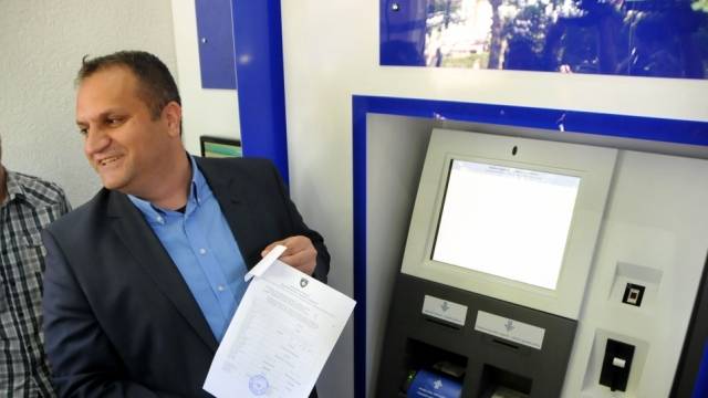 Priştine Belediyesi'nde İlk Kez 24 Saat Hizmet