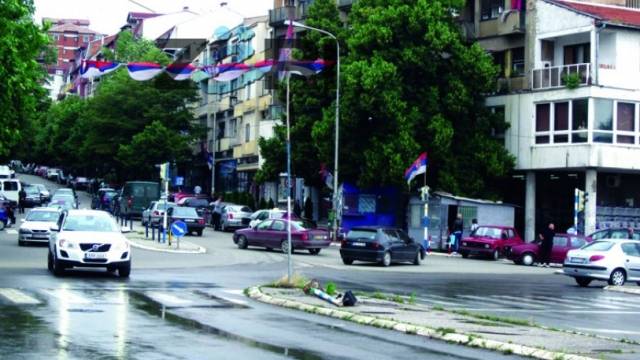 Mitroviça'da Güvenlik Önlemleri Artırıldı,  Durum Sakin