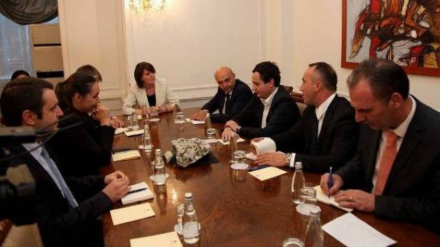 Vllahiu: Cumhurbaşkanının Görüşmeleri Ertelenmedi