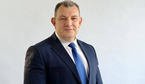 Azem Syla'nın Yerine Shukri Buja Meclis'te