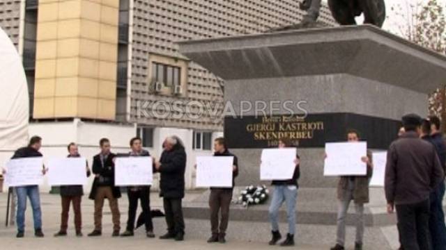 Priştine'deki Protestoya Katılım Çok Azdı