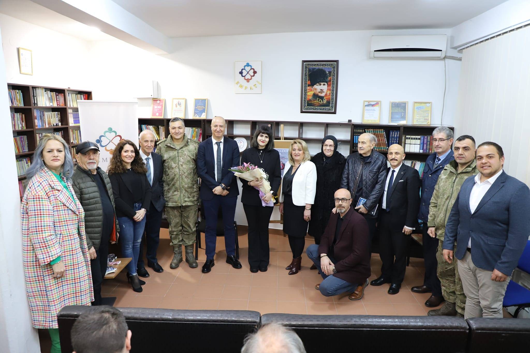 Sıla Cibo’nun 'İdealarda İzole' Kitabı Tanıtıldı
