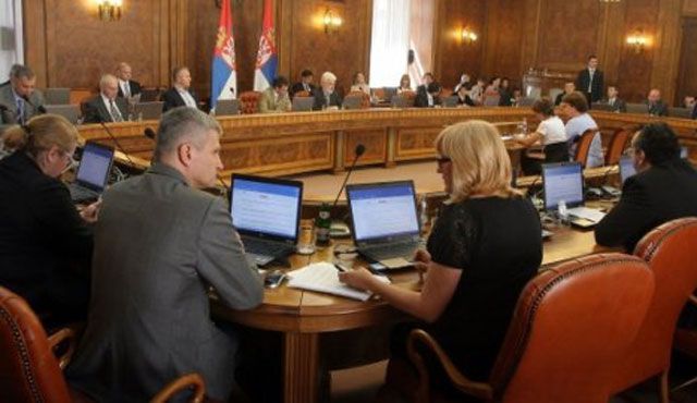 Sırbistan Kosova'ya ait Rezolusyonunu Değiştirdi