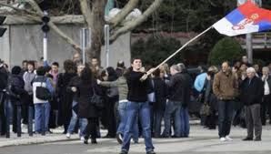 Sırplar Protestolarını Radikalleştirecek