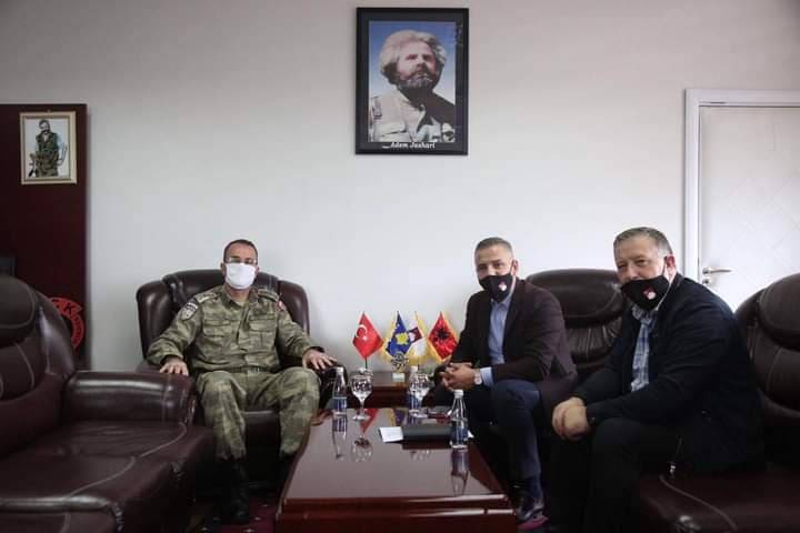 Albay Yanar, Skenderaj Başkanı Jashari ile Görüştü