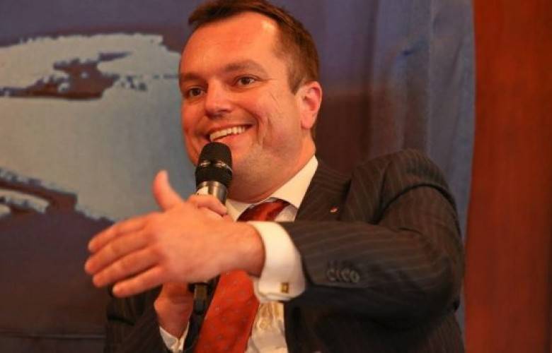 AB, Diyalog İçin Borell ve Lajçak’ı Seçmekle Hata Yaptı