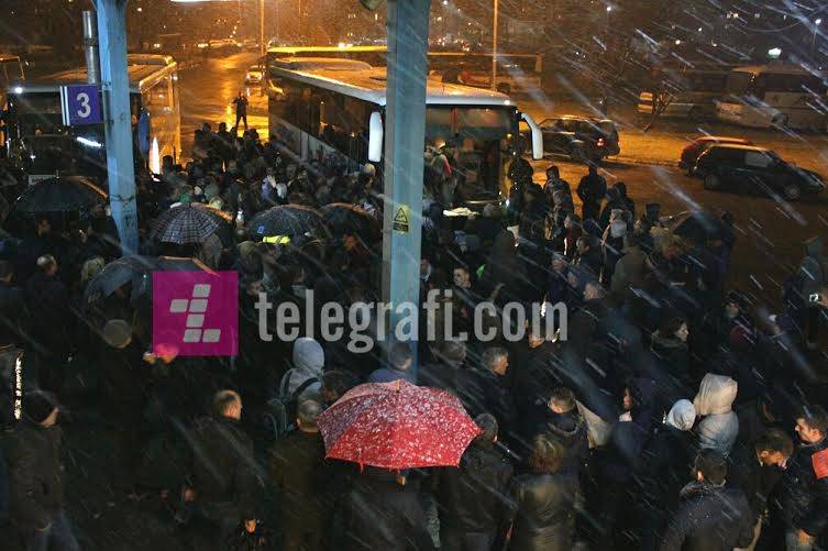 Kosova'dan Kaçışlar Dün Gece de Devam Etti