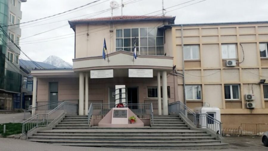 İpek’te Polise Silahlı Saldırı