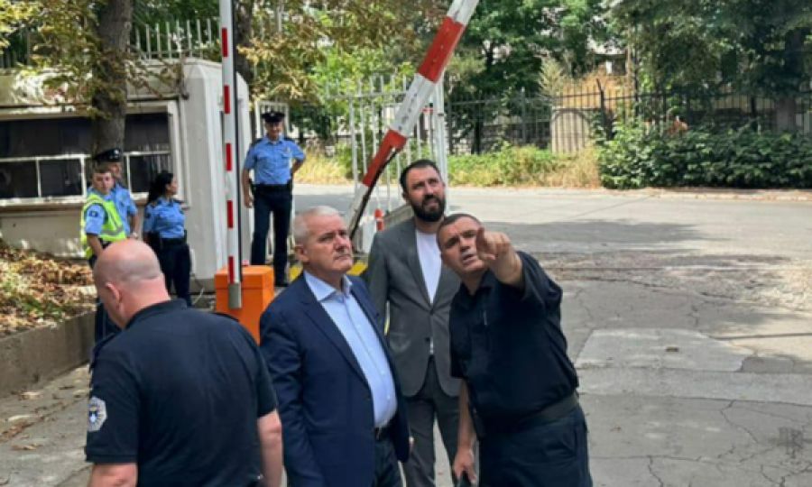 Kuzeyde Sırbistan’ın Beş Paralel Ofisi Kapatıldı
