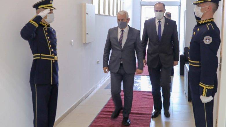 Bakan Sveçla ve Emniyet Genel Müdürü Mehmeti, Güvenlik Komisyonu’na Rapor Sunacak