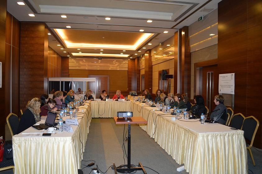 Tahiri, Kadınların Daha Büyük Rolünden Yana