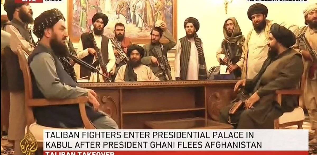 Afganistan’da kaos: Cumhurbaşkanı Gani kaçtı, Taliban sarayı ve Kabil’i ele geçirdi