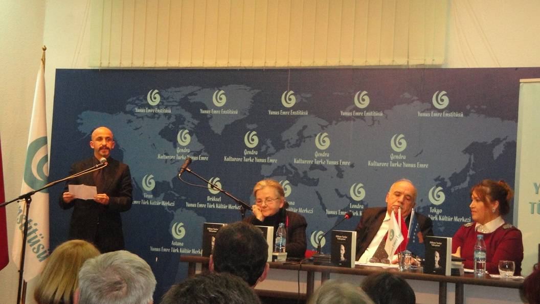 Taner Güçlütürk'ün İlk Şiir Kitabı Edebiyatımızın Geleceği Olduğu Muştusu