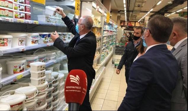 Marketlerde Ürünler Teftiş Edildi