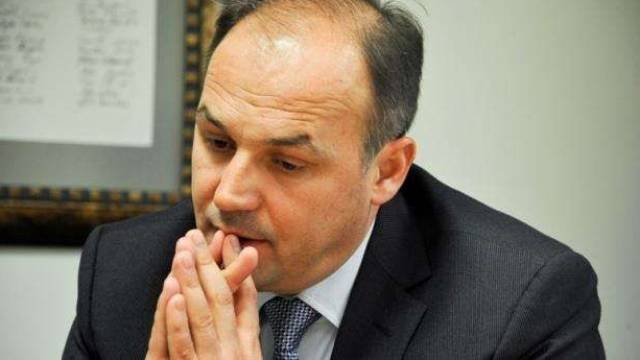 PDK-da Gerginlik, Enver Hoxhaj İstifa İhtimalini Değerlendiriyor!?