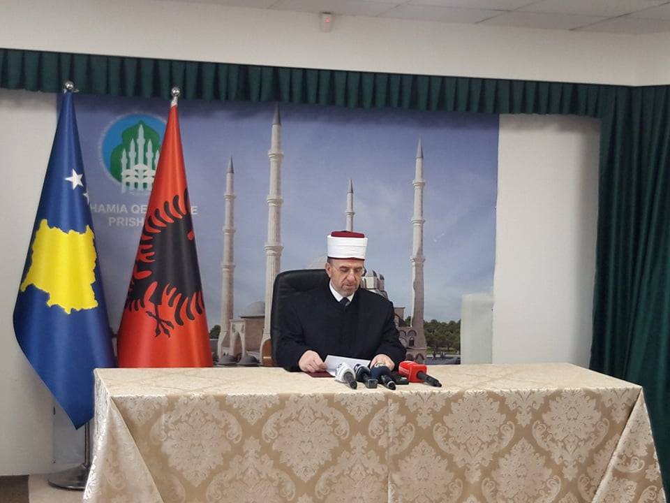 Bayram Namazı Kılınacak, Ancak Camilerde Tören Olmayacak