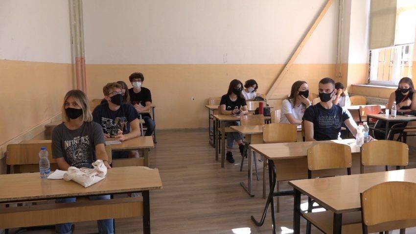 Bugün İkinci Dönem Devlet Mezuniyet Sınavı Düzenleniyor