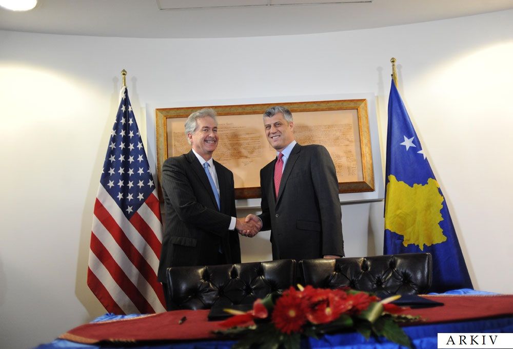 Thaçi ve Burns Kosova-Sırbistan İlişkilerini Görüştü