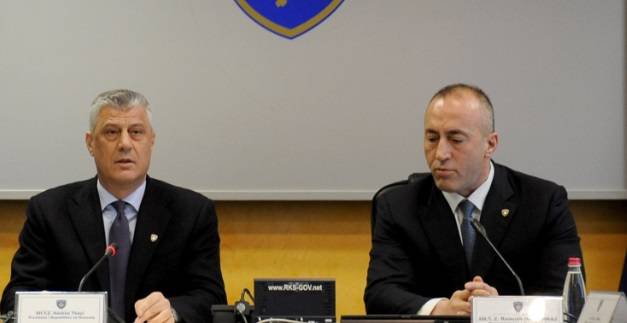 Thaçi ve Haradinaj, Goralıları Kutladı