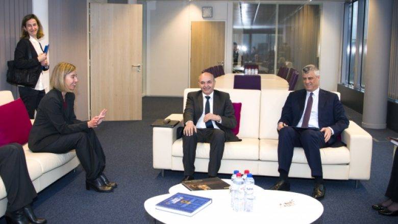 Thaçi,  Dinamik Diyalog Talep Ediyor- Mustafa, Anlaşmaları Şartlandıracağını Söylüyor