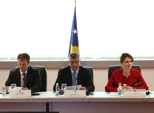 Thaçi: 37 ve 38 Maddeler Yenilenmeli
